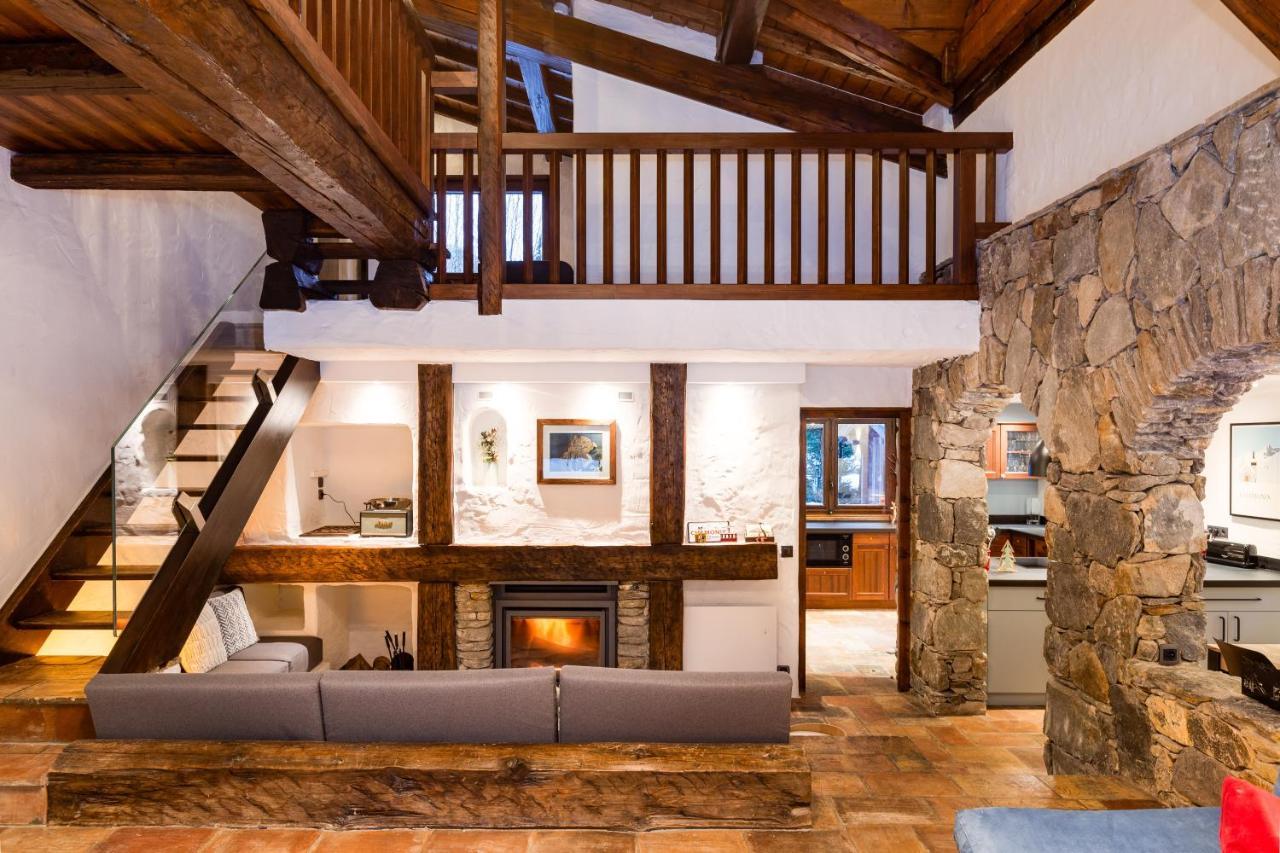 Chalet Les Praz - 280Sqm - Sauna Cinema Fitness - 5 Bedrooms In Heart Of Les Praz - By Cozee Rentals شامونكس المظهر الخارجي الصورة