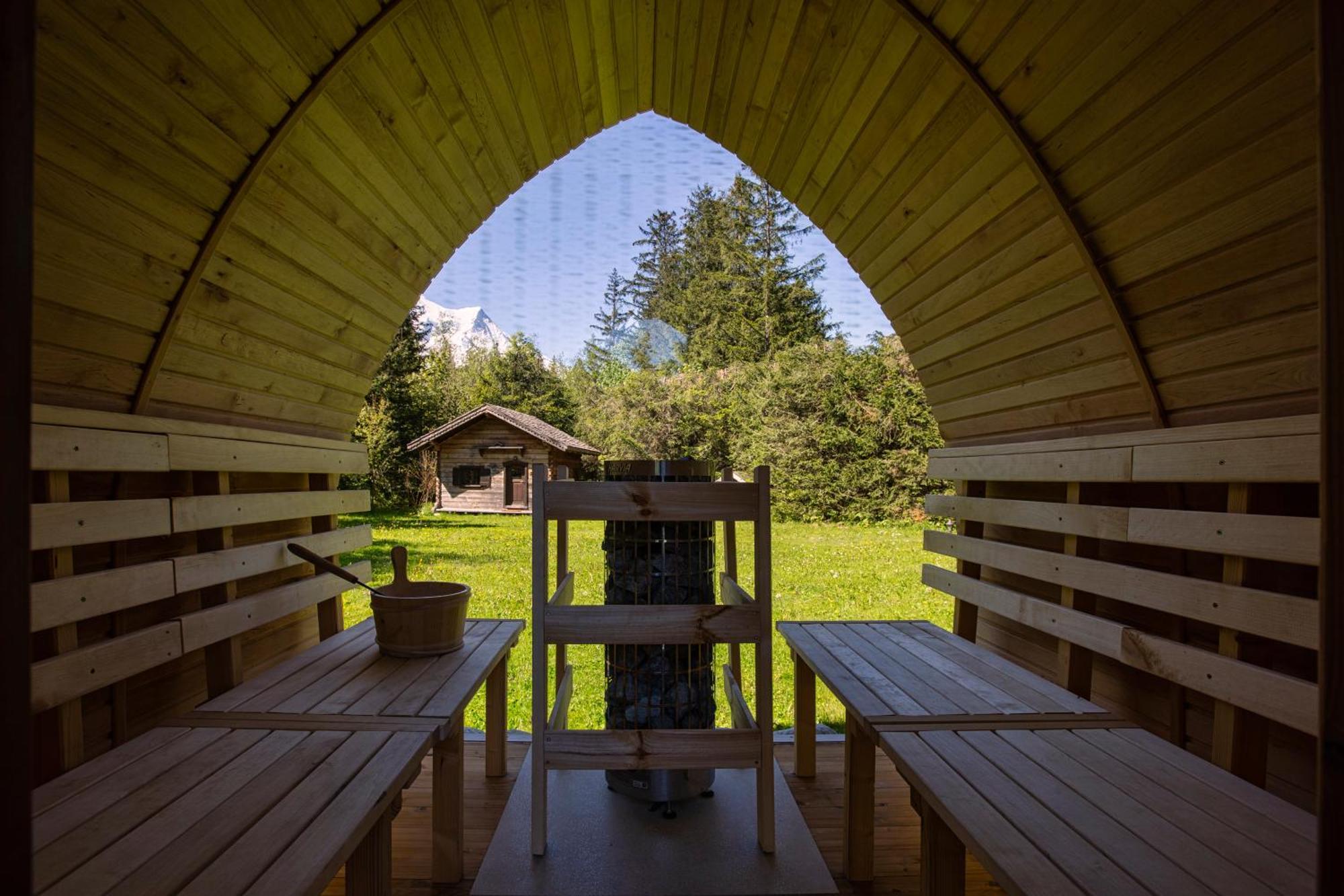 Chalet Les Praz - 280Sqm - Sauna Cinema Fitness - 5 Bedrooms In Heart Of Les Praz - By Cozee Rentals شامونكس المظهر الخارجي الصورة